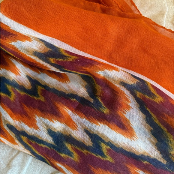 Vibrant Multicolor Patterned Scarf - Picture 3 of 3